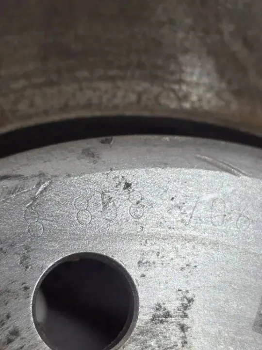 BMW OE 8858706 Vorderrad-Bremsscheibensatz - Gebraucht image 2