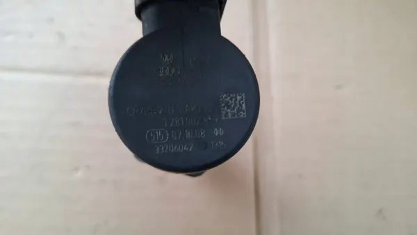 Bosch Bränslesensor OEM 0281002859 för VW Passat B6 image 3