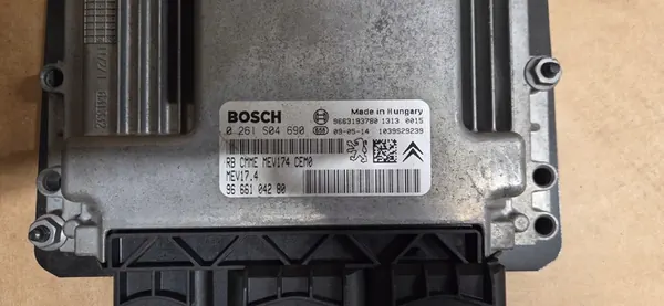 Motorstyrningsenhet Citroen C4 Picasso 1.6 VTI 9666104280 image 2