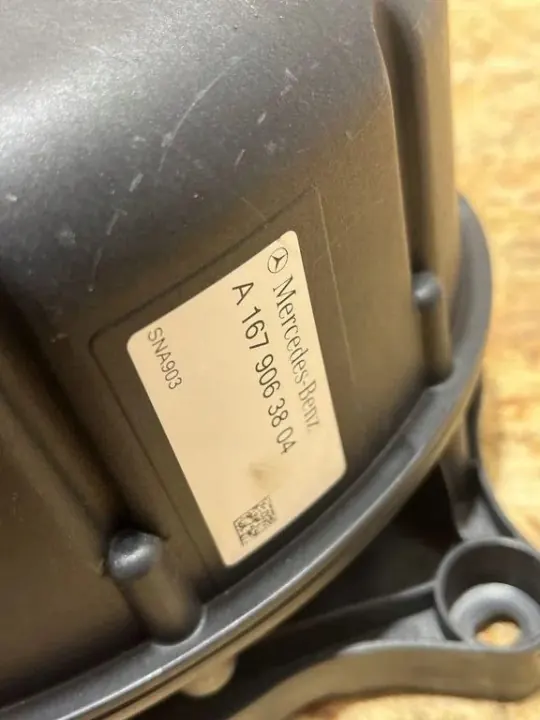 Mercedes-Benz Versterker OEM A1679063804 Gebruikt image 3