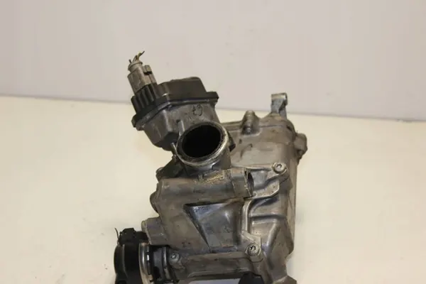 Audi A6 S6 A8 EGR-Jäähdytin 059131515BQ image 3