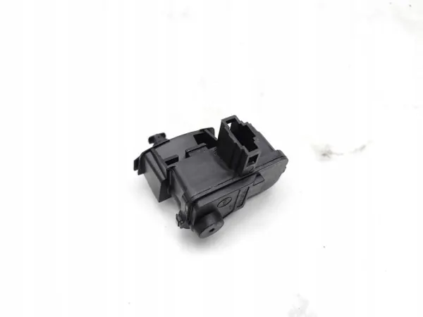 Motor de fecho de tanque BYD OEM 9D5020-03 Usado image 6