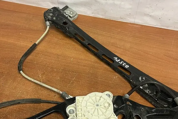 Elevador de vidro traseiro com motor MERCEDES-BENZ E (W211) OEM image 2