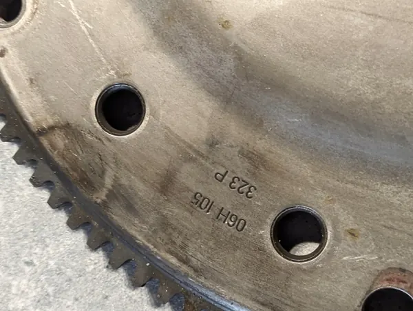 Volante Audi A4 B8 A5 2.0 TFSI 06H105323P image 3