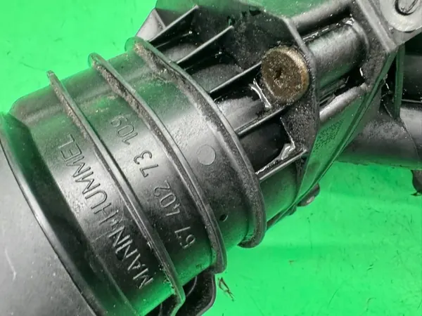 Oljefilterhusbas OEM 30757730 för Volvo image 5