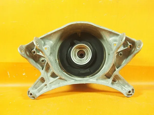 Audi A5 8T Rechte Stoßdämpferaufnahme OEM 8k0412384f image 5