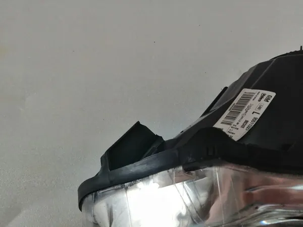 OPEL CORSA D LIFT FARO IZQUIERDO image 5