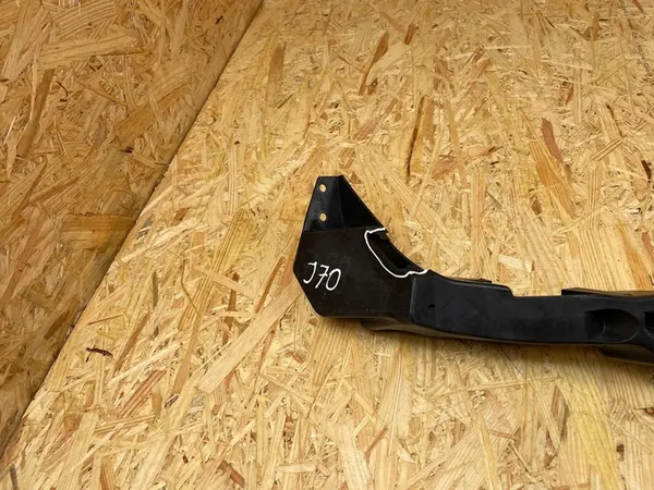 Supporto faro anteriore destro VW Polo VI 2G 2GS805072B image 2