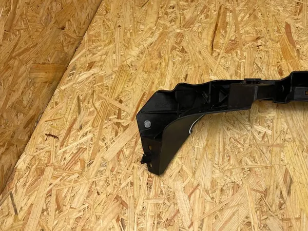 Supporto faro anteriore destro VW Polo VI 2G 2GS805072B image 9