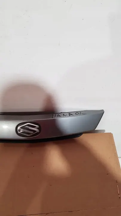 Suzuki Liana fram ventilationsgall OEM 7211254G00 image 3