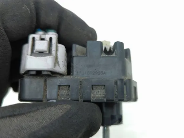 Regulador farol Lexus CT 200H 2012 OEM 1J1812849A image 10