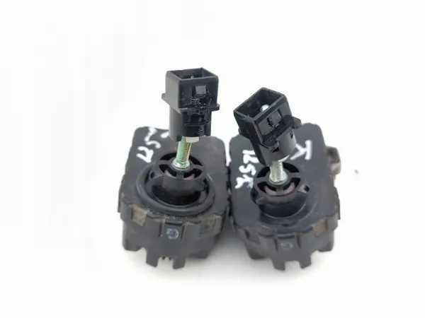 Regulador farol Lexus CT 200H 2012 OEM 1J1812849A image 8