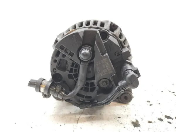 Alternator Volkswagen Caddy III 1.9 TDI OEM 06F903023F image 3