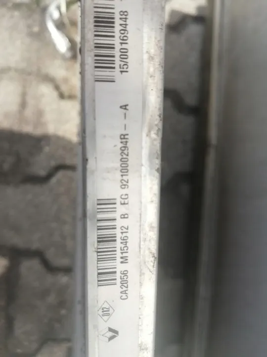Condensador AC Renault OE 921000294R Usado image 3