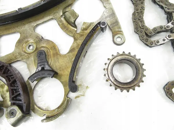 Acionamento da bomba de óleo BMW E70 E90 E91 F01 F10 F11 F15 F20 F25 F30 F31 N55B30A image 3