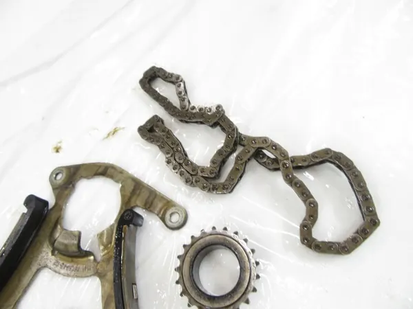 Acionamento da bomba de óleo BMW E70 E90 E91 F01 F10 F11 F15 F20 F25 F30 F31 N55B30A image 8