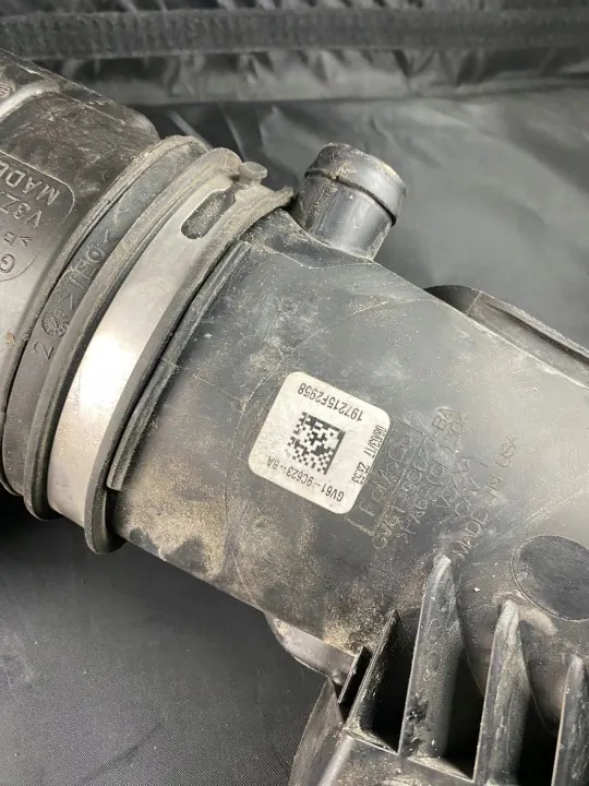 Ford Kuga II turbo imuputki OEM GV619C623 image 5