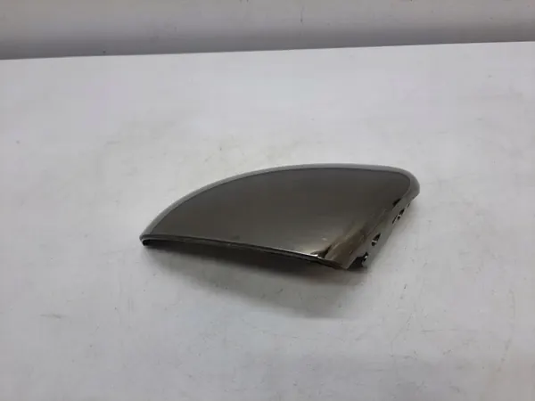 KIA STINGER OEM Spegelhus Vänster - Begagnad image 4