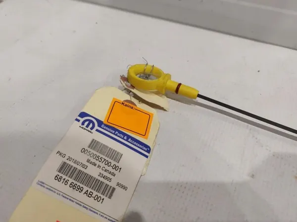 Öljymittatikku OEM 68166699AB Chrysler Pacificalle 2017-2019 image 3
