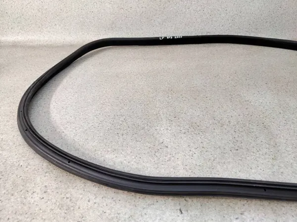 OEM 7323081AOP123 voordeur afdichting links BMW 3 GT F34 image 3