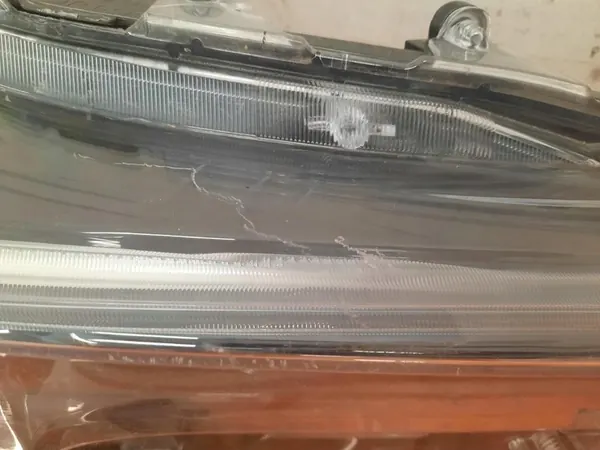 Faros Derecho Toyota Corolla E21 Lift 81110-02X10 image 8