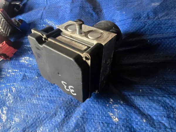 Pompe ABS OEM 0265950891 pour Smart Fortwo II 451 image 5
