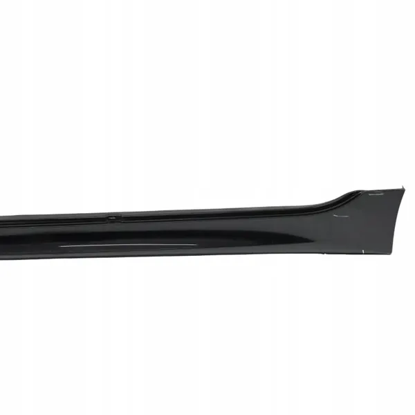 BMW F46 GT Estribo Izquierdo OEM 8067075 Negro Zafiro image 3