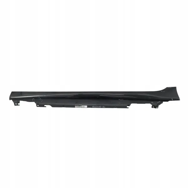 BMW F46 GT Estribo Izquierdo OEM 8067075 Negro Zafiro image 5