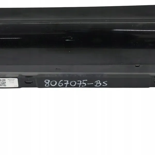 BMW F46 GT Estribo Izquierdo OEM 8067075 Negro Zafiro image 9