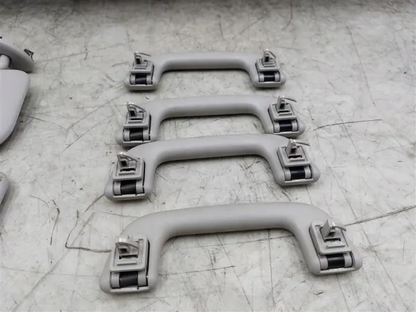 Kattovalokahva OEM VERSO S 10-15 R Toyotalle image 3