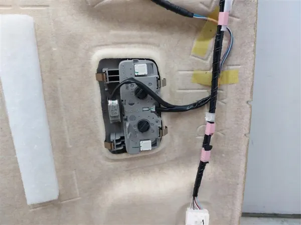 Kattovalokahva OEM VERSO S 10-15 R Toyotalle image 5