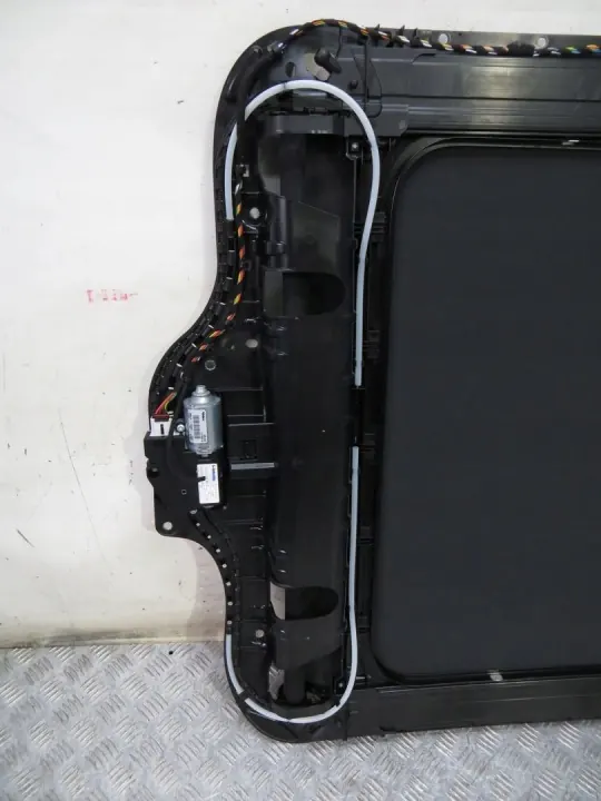 Teto Panorâmico Audi Q3 OEM 6451651 - Usado image 5