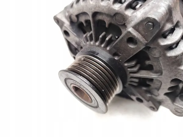 Jeep Cherokee Alternator 2.8 CRD Diesel 2008 OEM 104210-6080 image 6