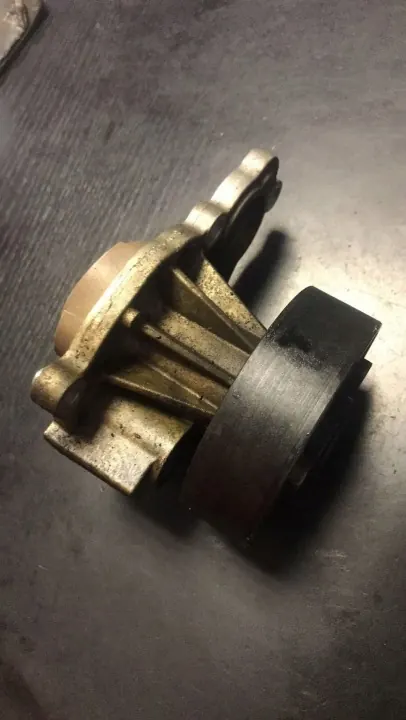 Vattenpump OEM 4121250 för BMW 2.0L Bensin image 2
