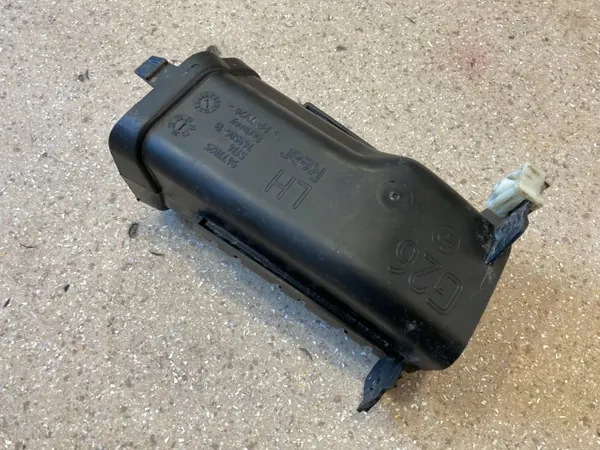 Ilmanotto vasen etu OEM 9477025 BMW G26:lle image 3
