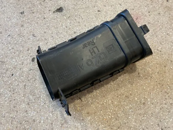 Ilmanotto vasen etu OEM 9477025 BMW G26:lle image 8