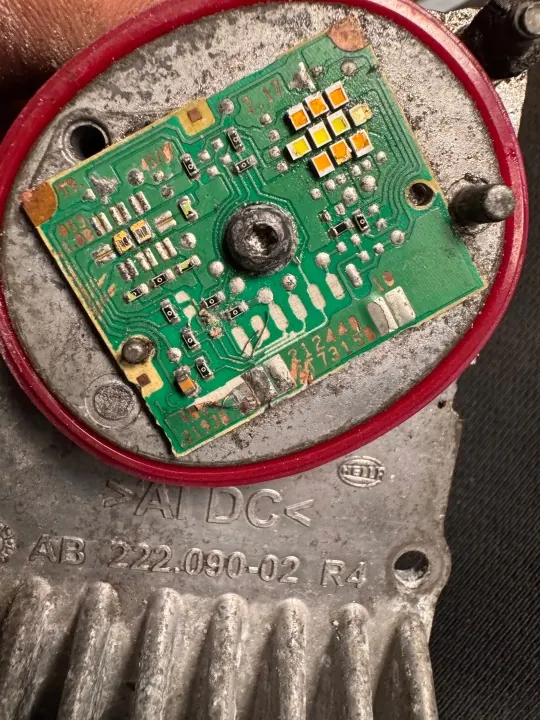 Módulo conversor LED OEM 222.090-02 Mercedes GLA/EQB image 5