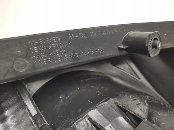 LÁMPARA TRASERA IZQUIERDA CARROCERÍA VW GOLF VI TYC image 7