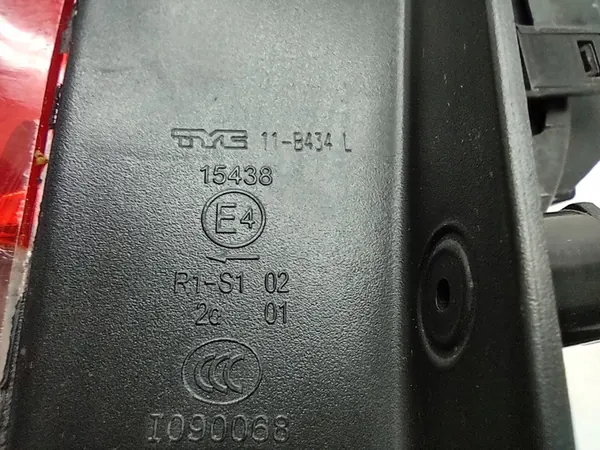 LÁMPARA TRASERA IZQUIERDA CARROCERÍA VW GOLF VI TYC image 9