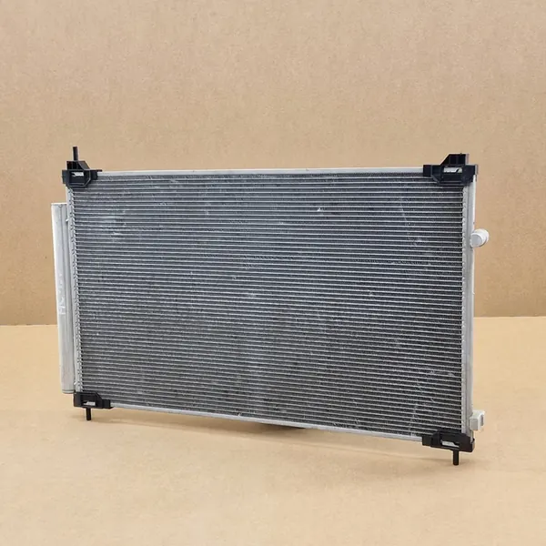 AC Kondenserin Raappa Toyota Auris image 2