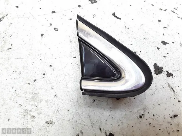 Lexus pilaarbekleding OEM 6011748030 - Gebruikt image 2