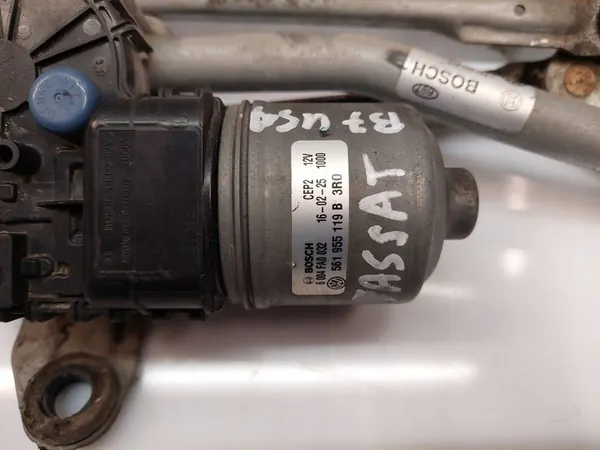VW Passat B7 Pyyhkijän Moottorin Mekanismi image 2