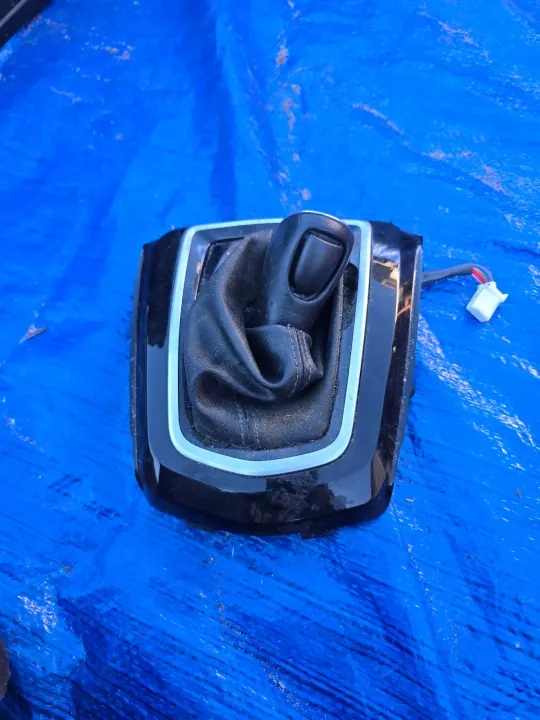 Vaihteenvalitsimen holkki OEM 969P0HV50A Nissan Qashqai image 2