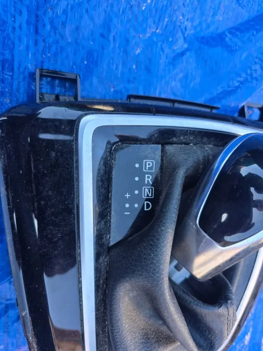 Vaihteenvalitsimen holkki OEM 969P0HV50A Nissan Qashqai image 6