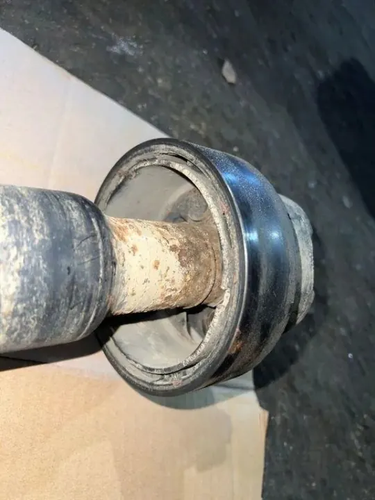 BMW 3 Coupe E36 Drivaxel OEM 26111227461 image 4