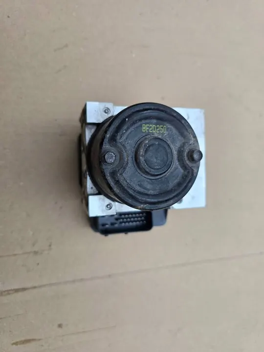 ABS-pomp Chevrolet Epica 2.0 144PK 04-11 OEM 96414763 image 2