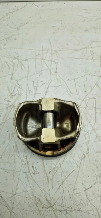 Pistão Maserati OE com Anéis e Biela #2 OEM 86L134 image 3