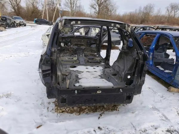 Höger bakskärm OEM 7352049 BMW X5 image 5