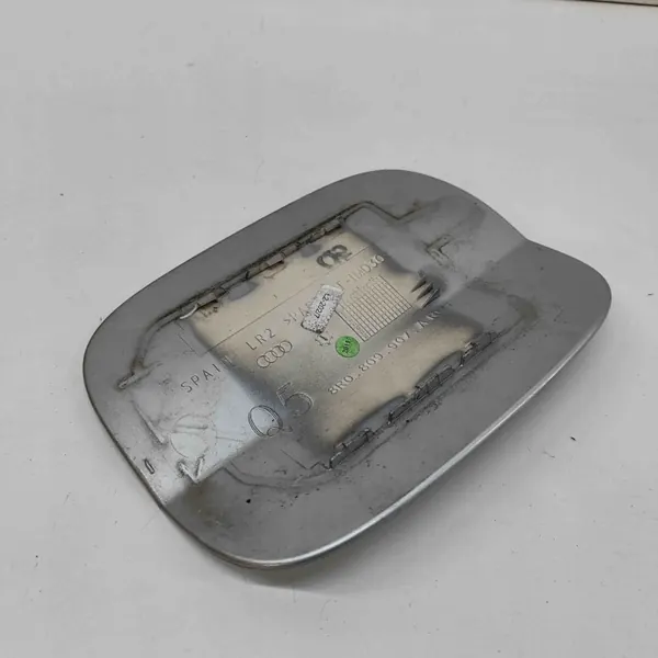 Polttoainesäiliön kansi OEM 8R0809907A Audi Q5 8R 2012 image 5