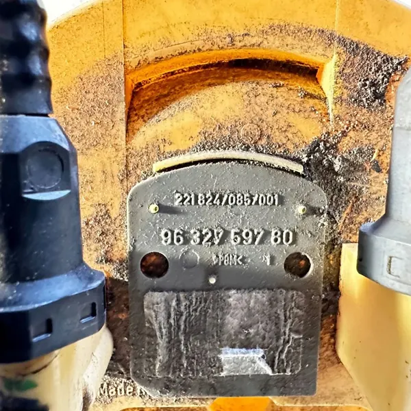 Brandstofniveausensor CITROËN C5 II BREAK 9632959780 image 6